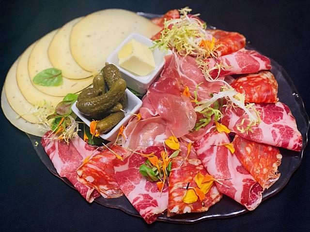 Assiette-tapas-mixte